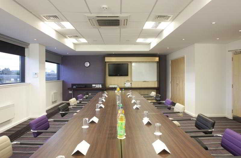 Holiday Inn Express Dundee, An Ihg Hotel Business photo